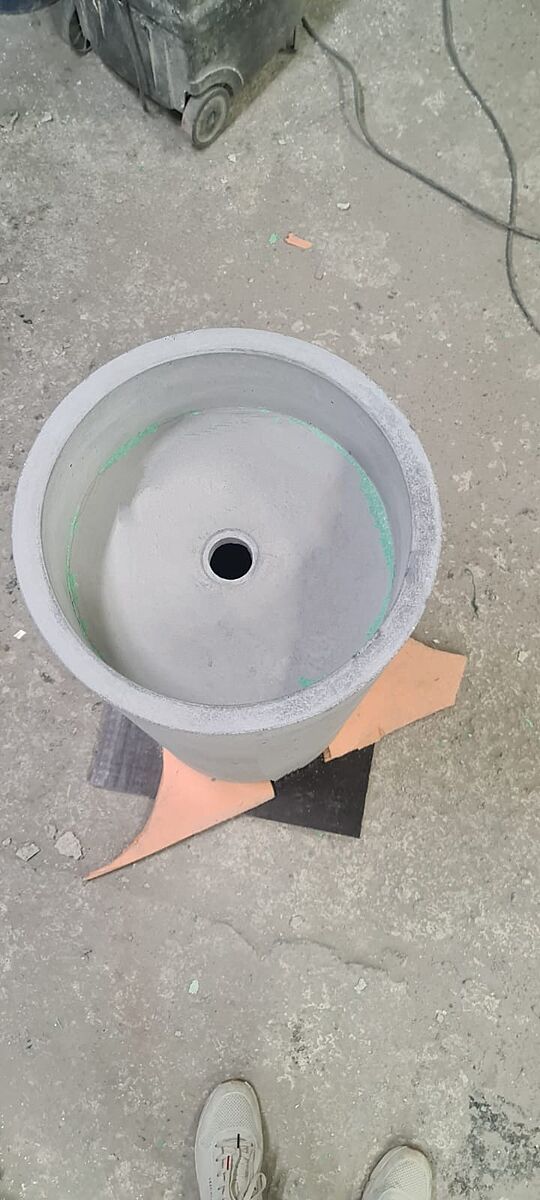 Напольная раковина Туба с краном